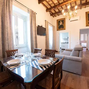  Apartment The Best Rent - Beautiful With Terrace Near Colosseo Italy